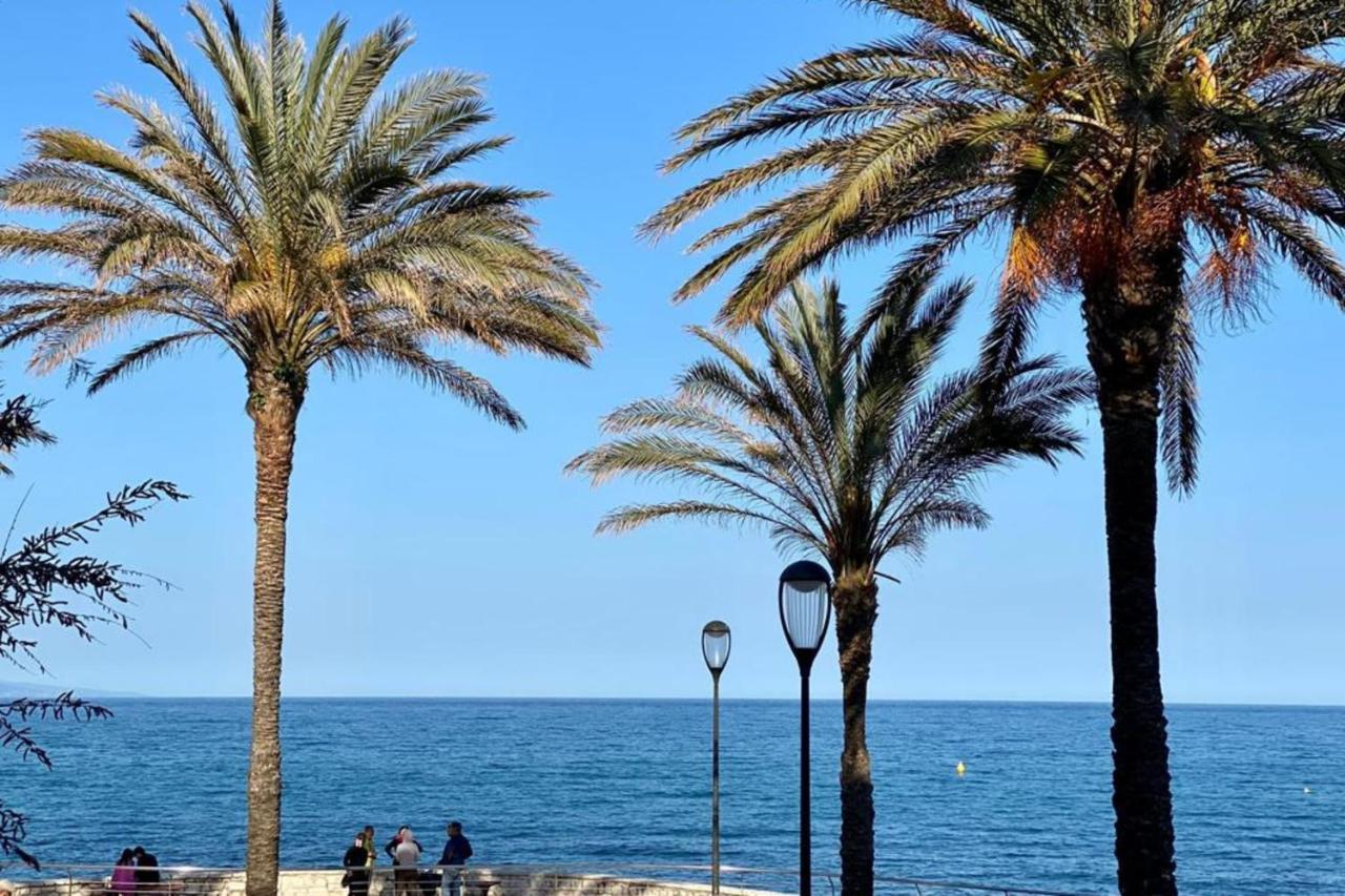Fully Equipped Beachfront Studio In The Heart Of The City Center Bd Leclerc Antibes Dış mekan fotoğraf