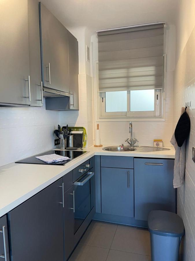 Fully Equipped Beachfront Studio In The Heart Of The City Center Bd Leclerc Antibes Dış mekan fotoğraf