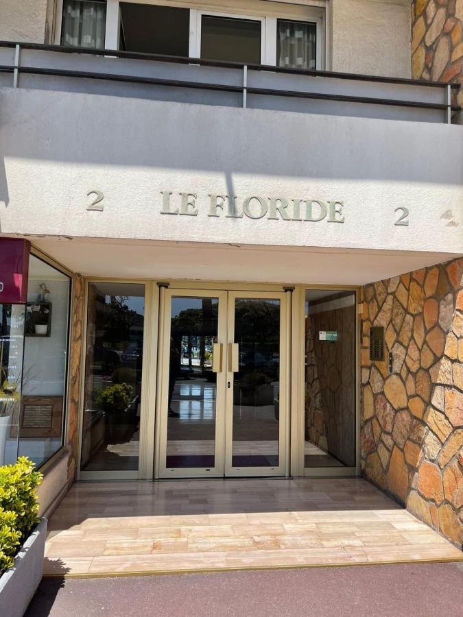 Fully Equipped Beachfront Studio In The Heart Of The City Center Bd Leclerc Antibes Dış mekan fotoğraf