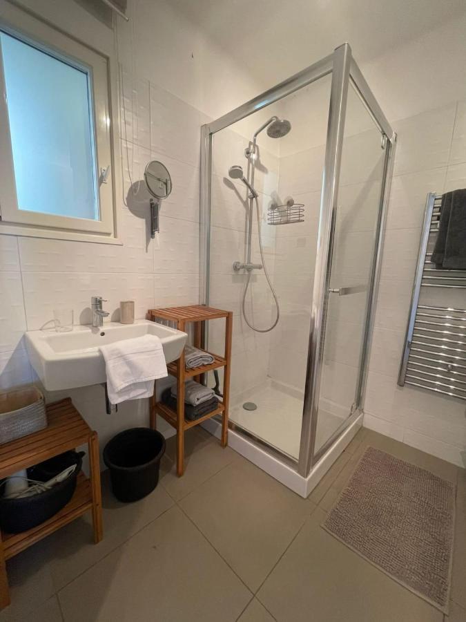 Fully Equipped Beachfront Studio In The Heart Of The City Center Bd Leclerc Antibes Dış mekan fotoğraf